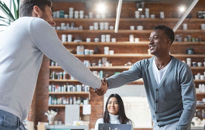 Top 5 benefits of recruiting internationally 